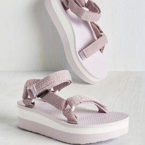 Teva Women's Flatform Universal Sandal